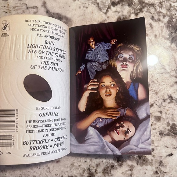 VC Andrews Eye Of The Storm Soft Cover - Picture 2 of 3